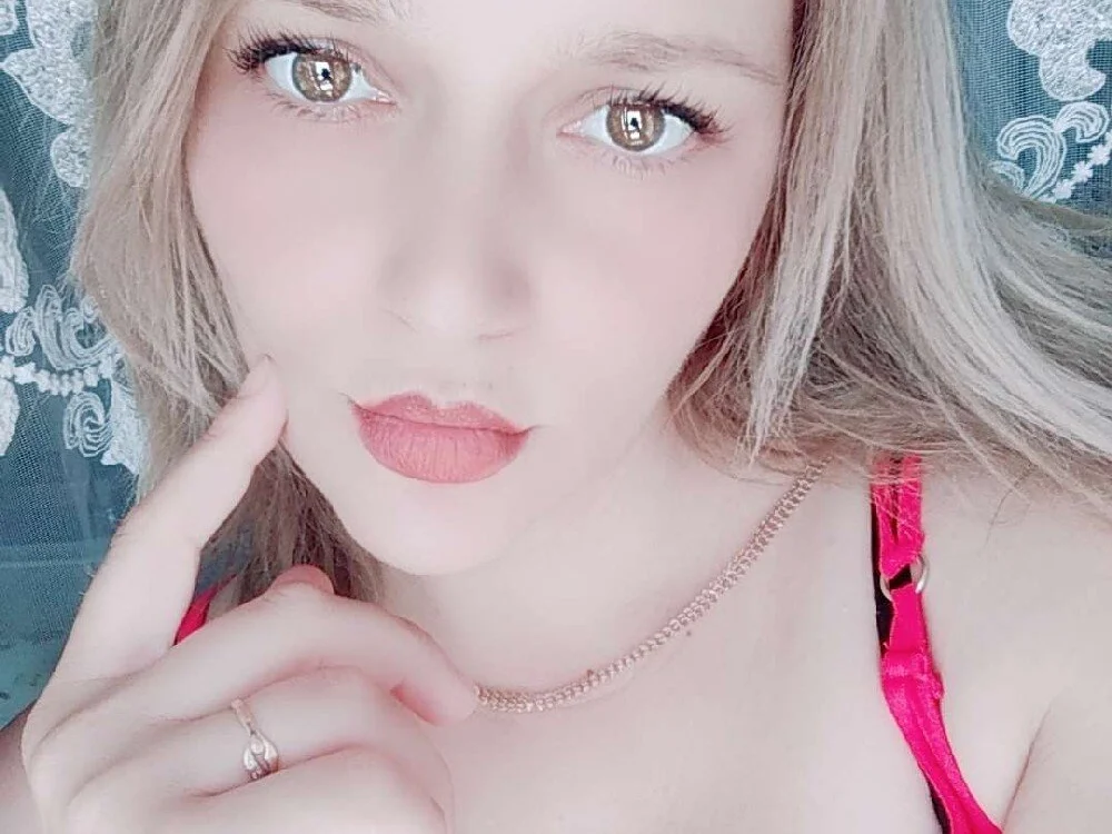 Nicky_Florence's Offline Chat Room