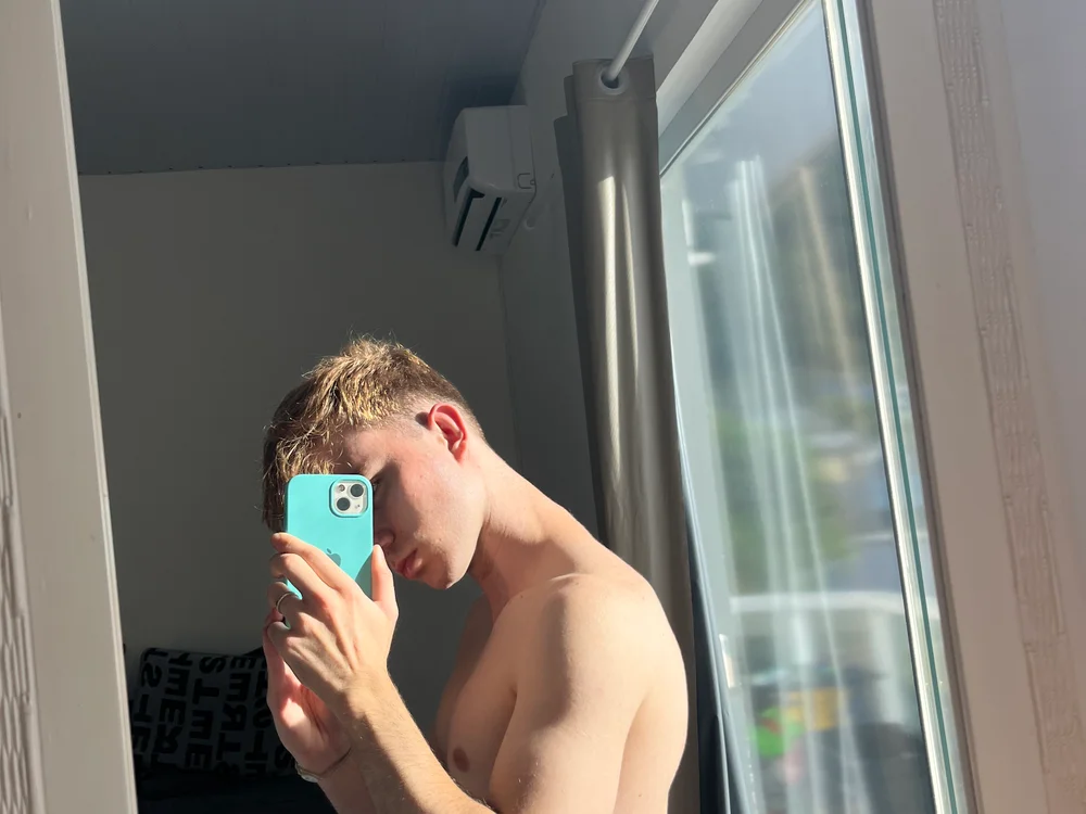 priv2097 Offline XXX Chat