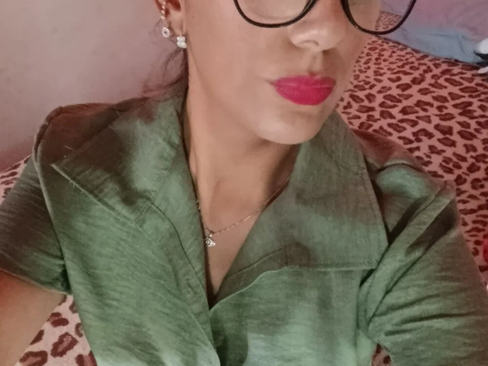 Silreinadorada: συνομιλία ΧΧΧ εκτός σύνδεσης