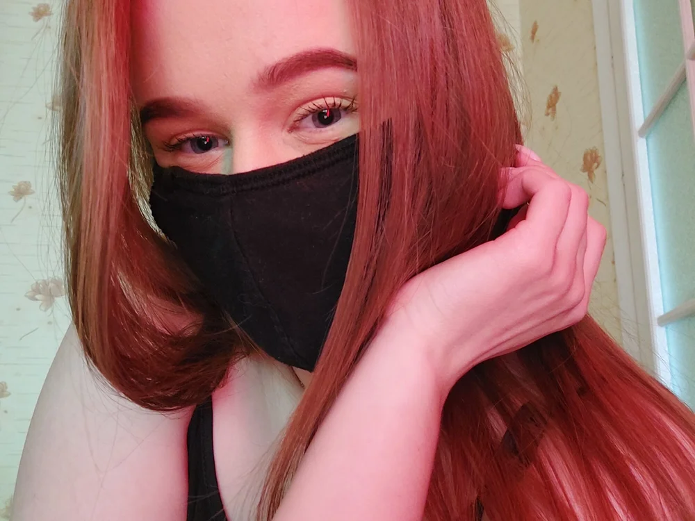 LolaLuvv's Offline XXX Chat