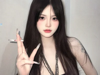 Puff1919 Female Toplessasian Live Webcam Sex