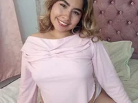 _Susy-Office1