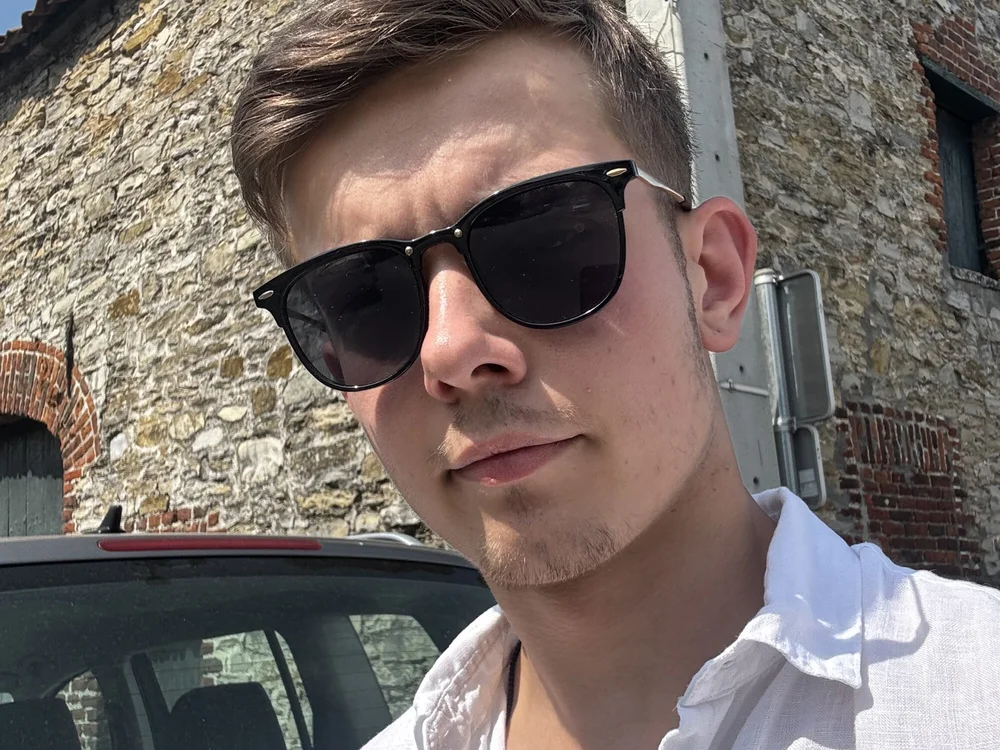 donovanvms' Offline XXX Chat