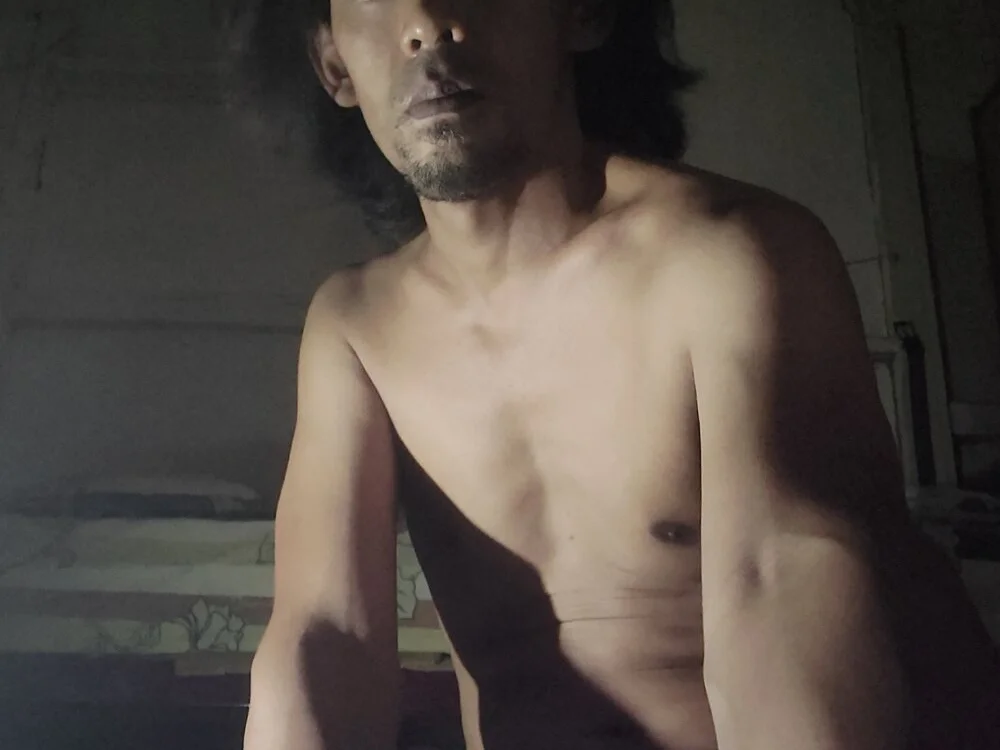 BambangHAhmadi 離線 XXX 聊天