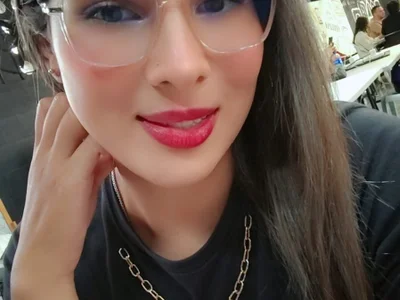 bella_sm25