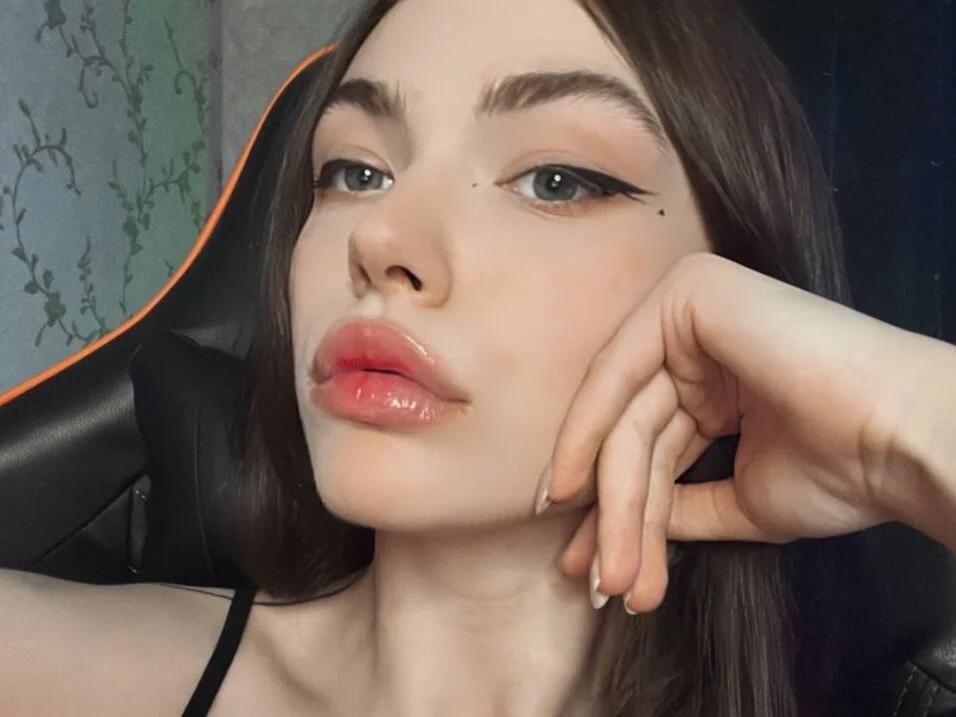 Solar_Moon Chat XXX offline