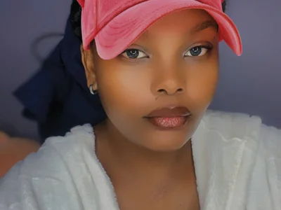 Bellah-Noir25's Offline XXX Chat