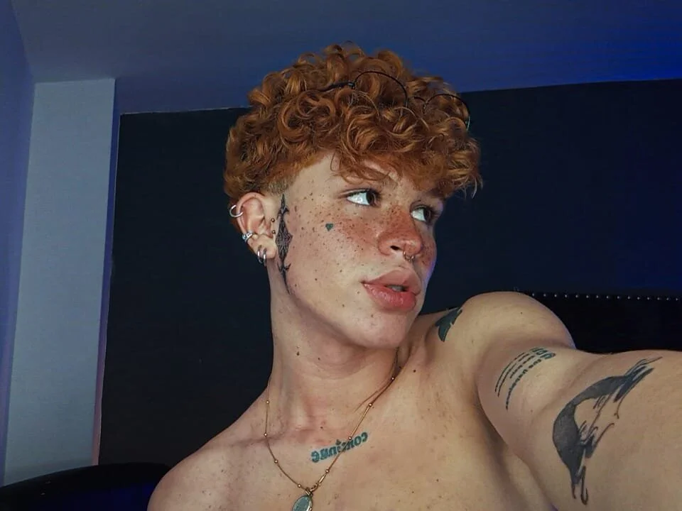 Chatroom XXX hors ligne de andrewWolffman