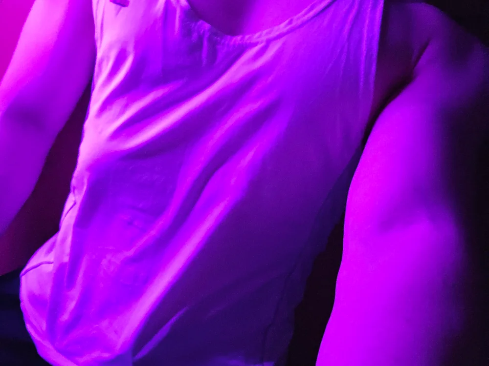 Lust_0n Offline XXX chat