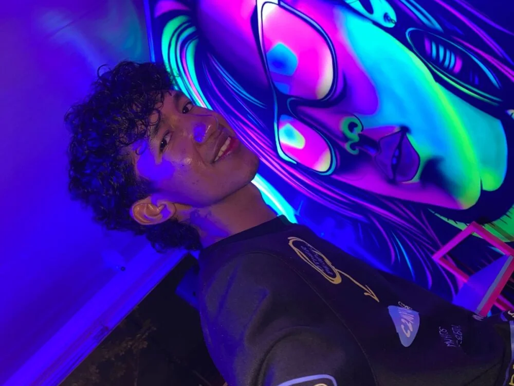 neitan_miller_ offline XXX-chatje