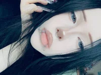 Yimokoday's webcam live show