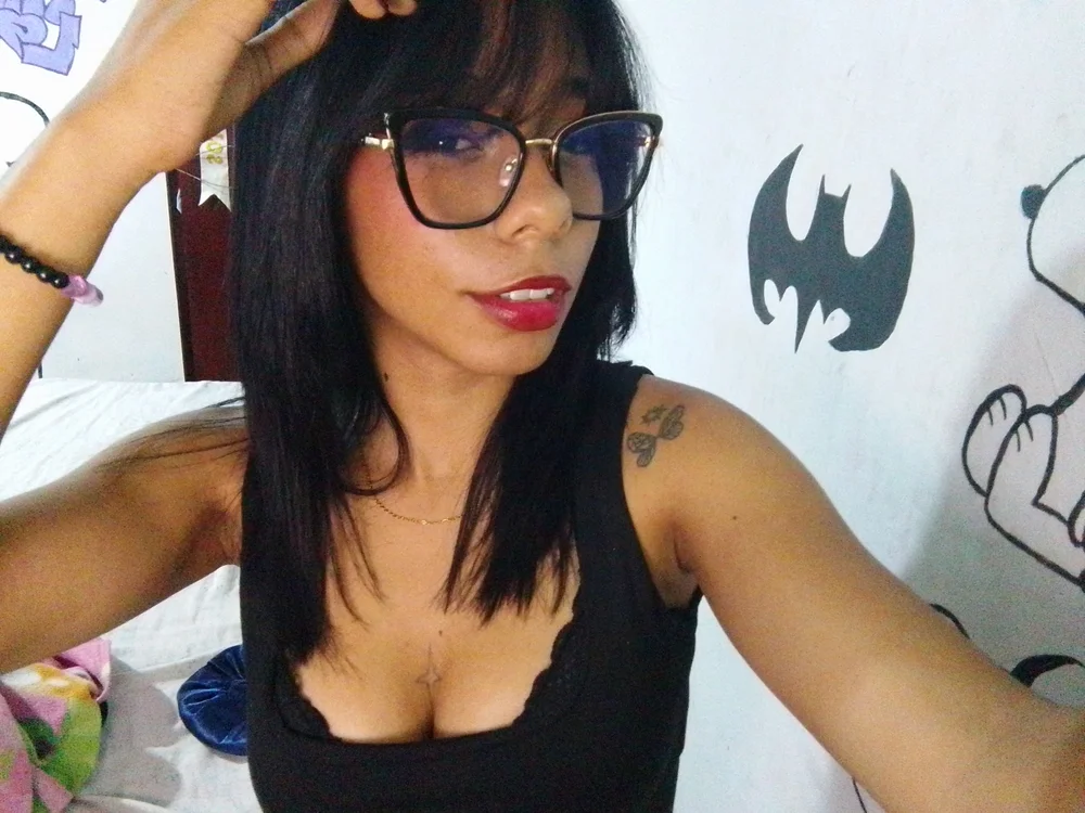 tannynays offline XXX-chat