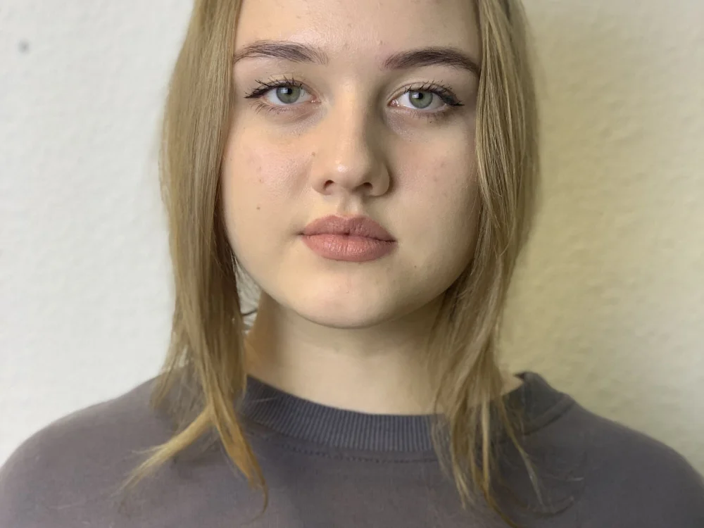 LillyAdamms' Offline XXX Chat