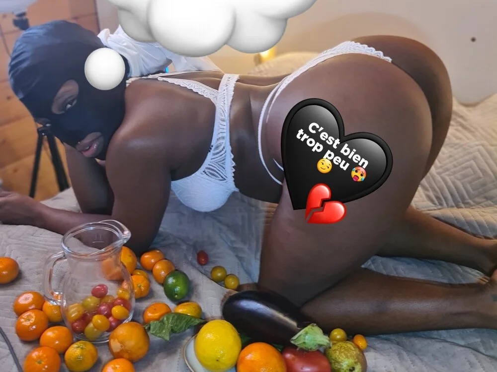 HairyEbonyCoupleliveporn's Offline XXX Chat