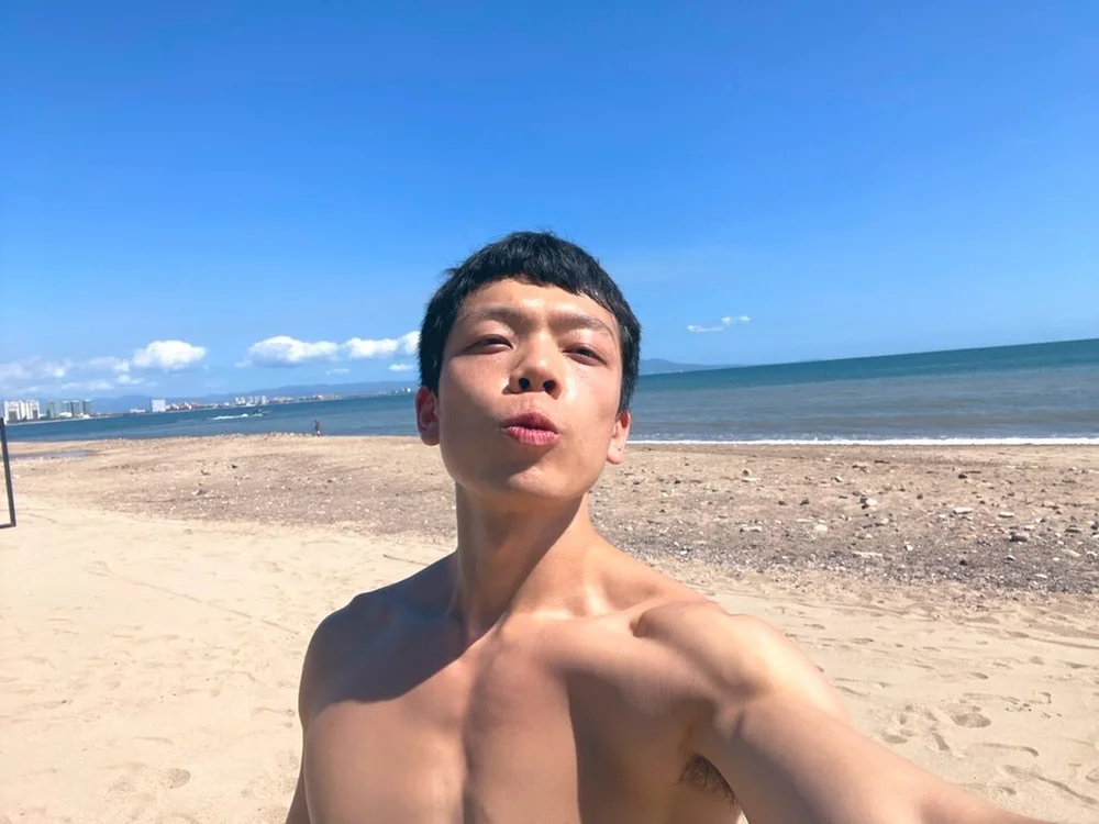 yoweitoy95 offline chatrum