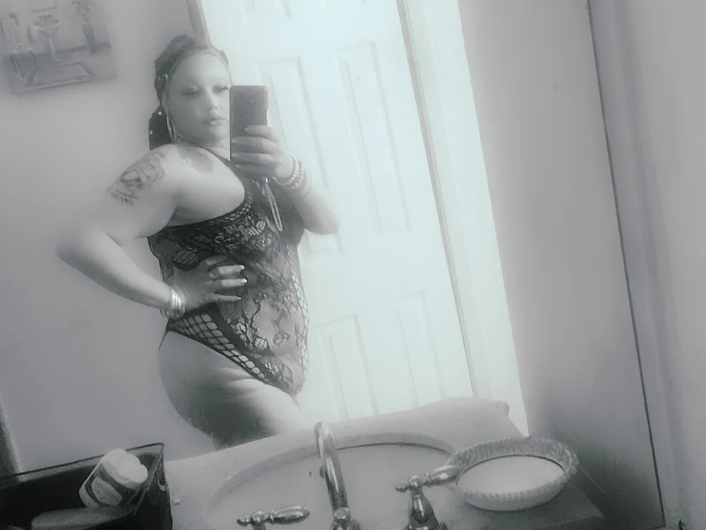 Офлайн-чат XXX Sydneyinthehouse