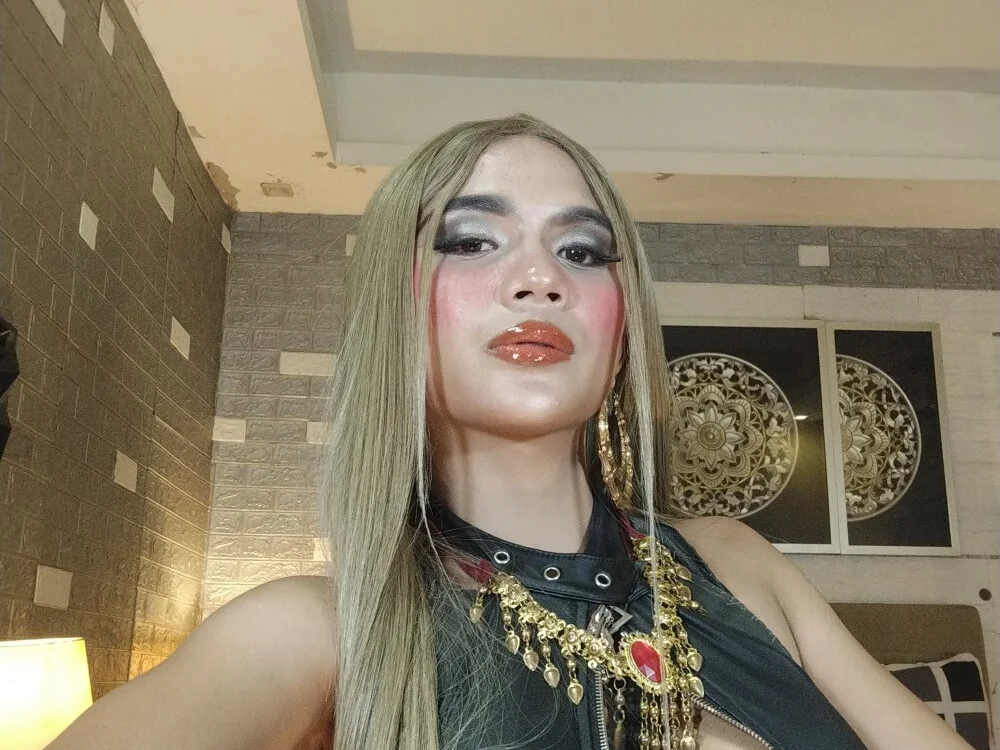 QueenNathaliaTS offline XXX-chatje