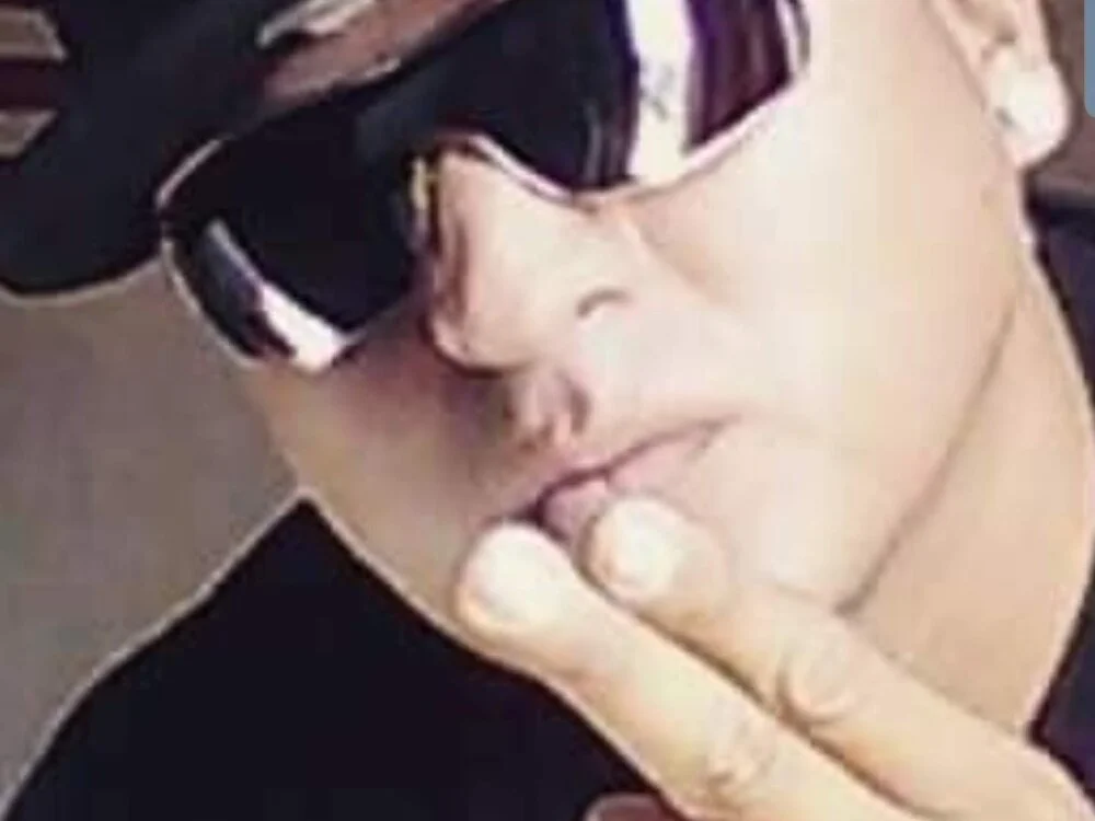 latino1029 Offline XXX-chat