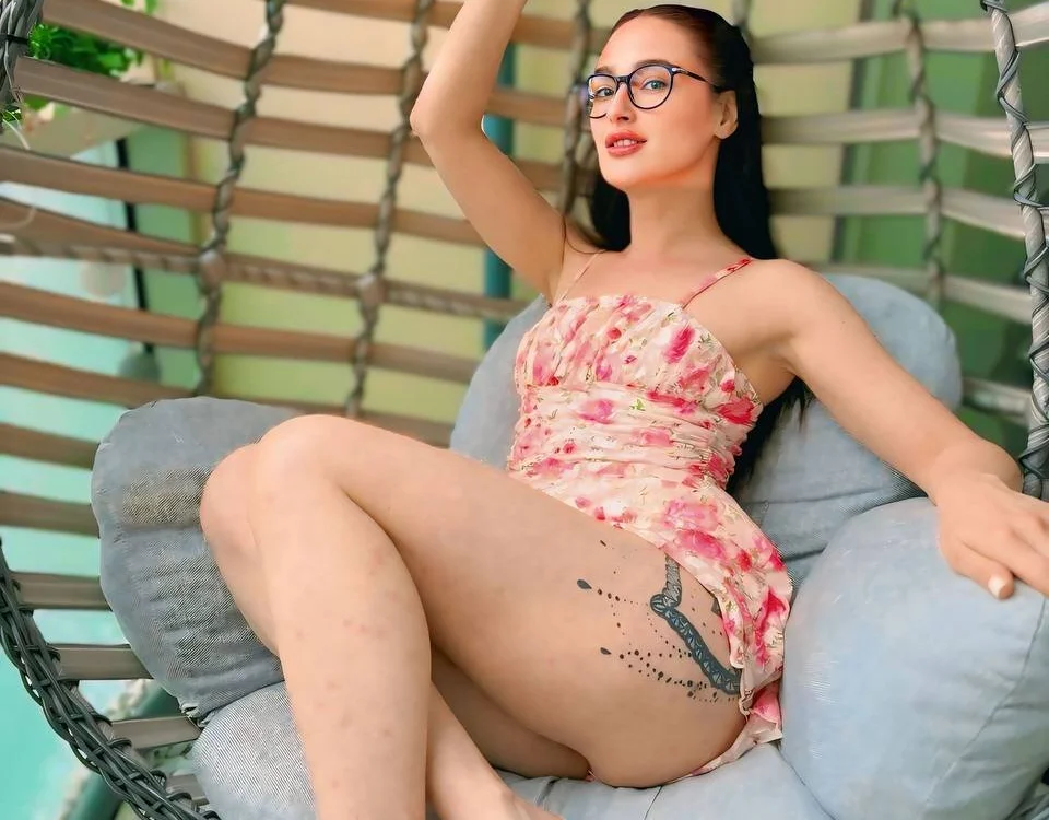 KaelisRose офлайн XXX чат