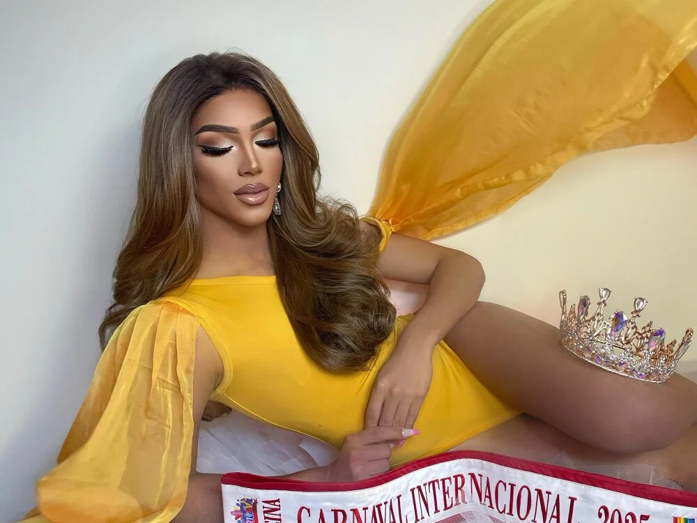 briana_sex32 Offline XXX-chat