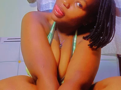 Pretty_thickianna - Girl 