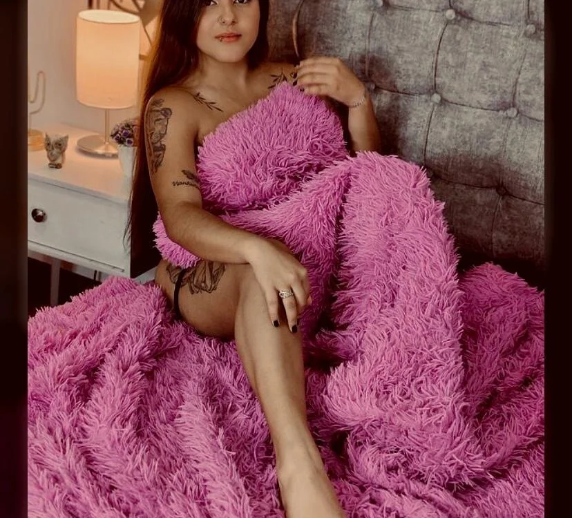 Cleo-ws Adlı Modelin Çevrimdışı Sohbet Odası