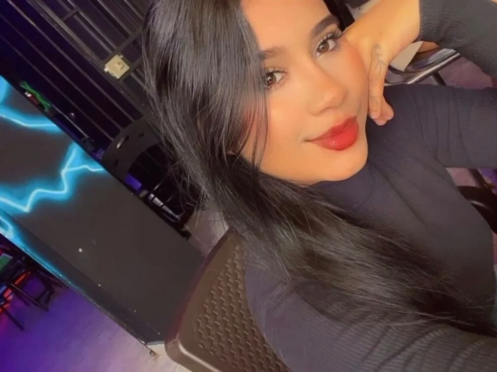 martina_roseee offline chatrum