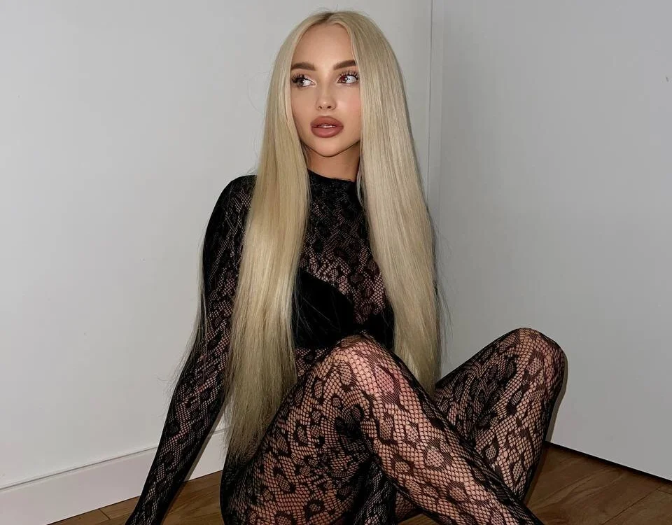 blonde_di 離線 XXX 聊天