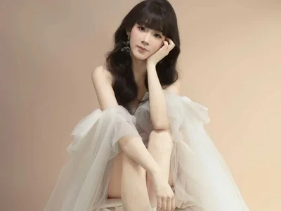 Huangjialipao0008 Female Newpetite Free Webcam Chat