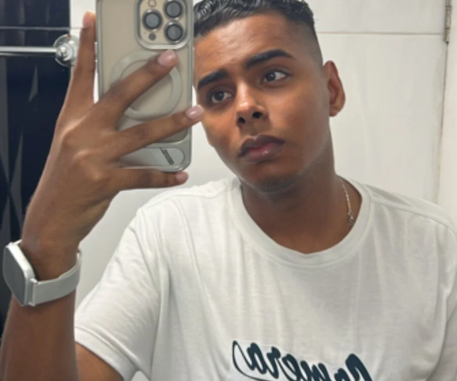 SamBoy01 offline XXX-chat