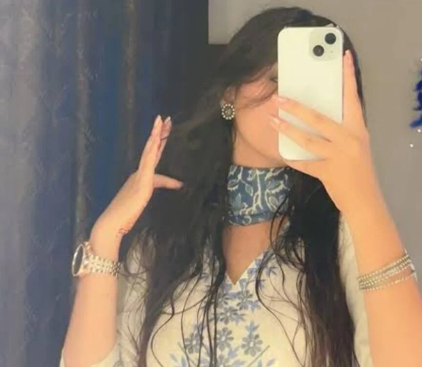 Chat +18 off-line de raina_143-