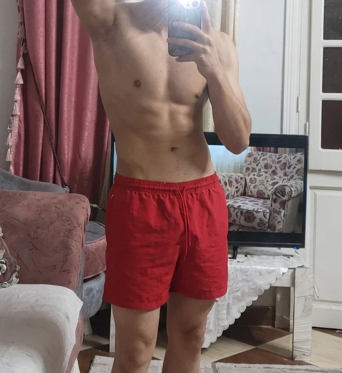 Elnemr4 Adlı Modelin Çevrimdışı XXX Sohbeti