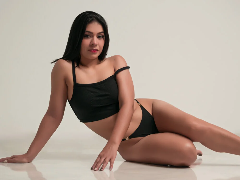 LeahVegas' Offline XXX Chat