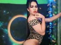 hugecock_jane live cam profile - MySuperHot