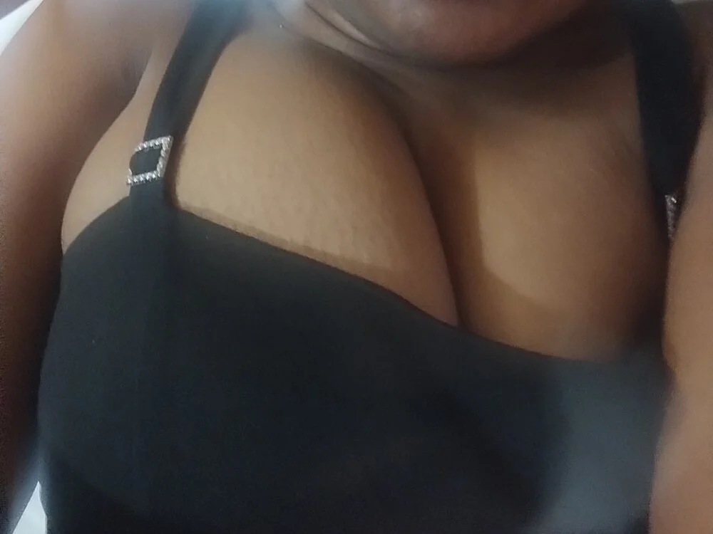 Needmehard: офлайн-секс-чат