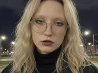 AnnamaeNagase's Live XXX Chat