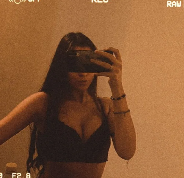 SeductiveDelilah Adlı Modelin Çevrimdışı Sohbet Odası
