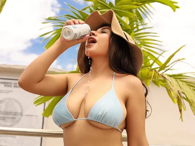 MiahJones_ - Girl 