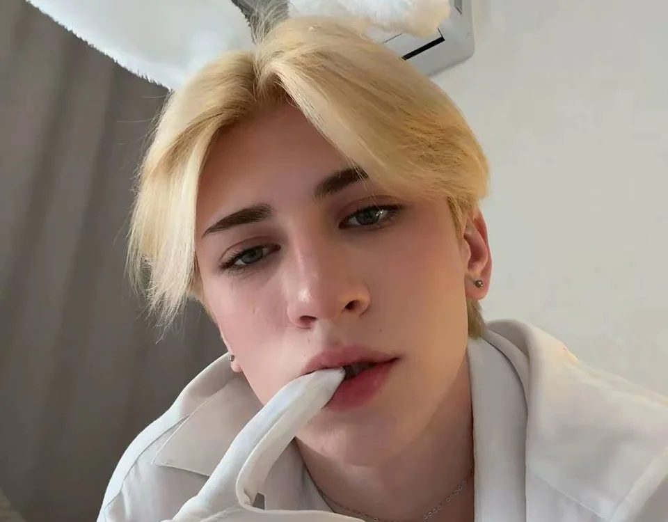 Chatroom XXX hors ligne de Oliver_Star