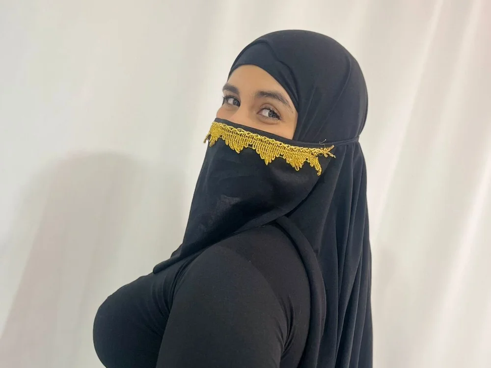 Bilik Sembang Luar Talian Anisa_asad