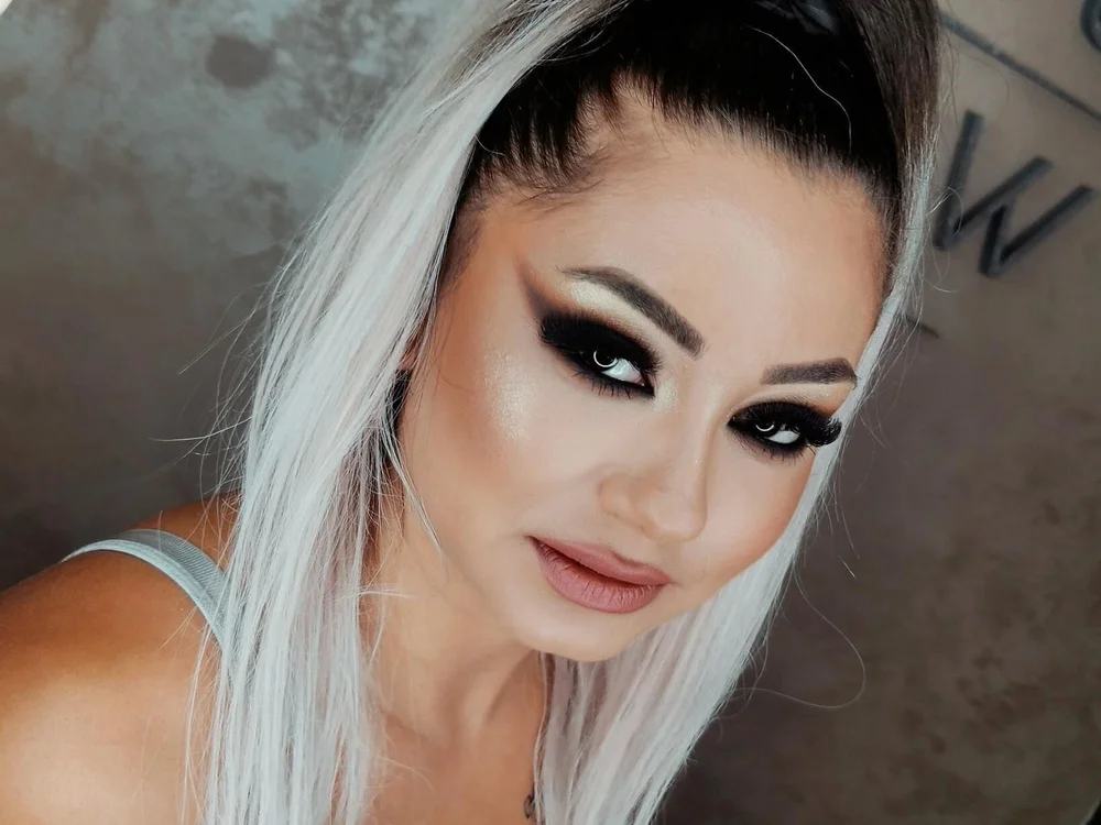 CassieBrooks' Offline XXX Chat