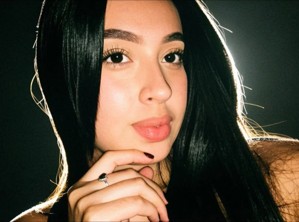 selene_rouxx's Offline XXX Chat