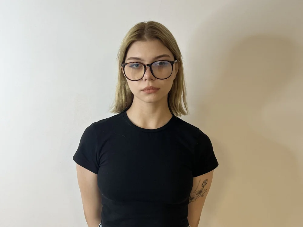 GemmaGreenc's Offline Chat Room