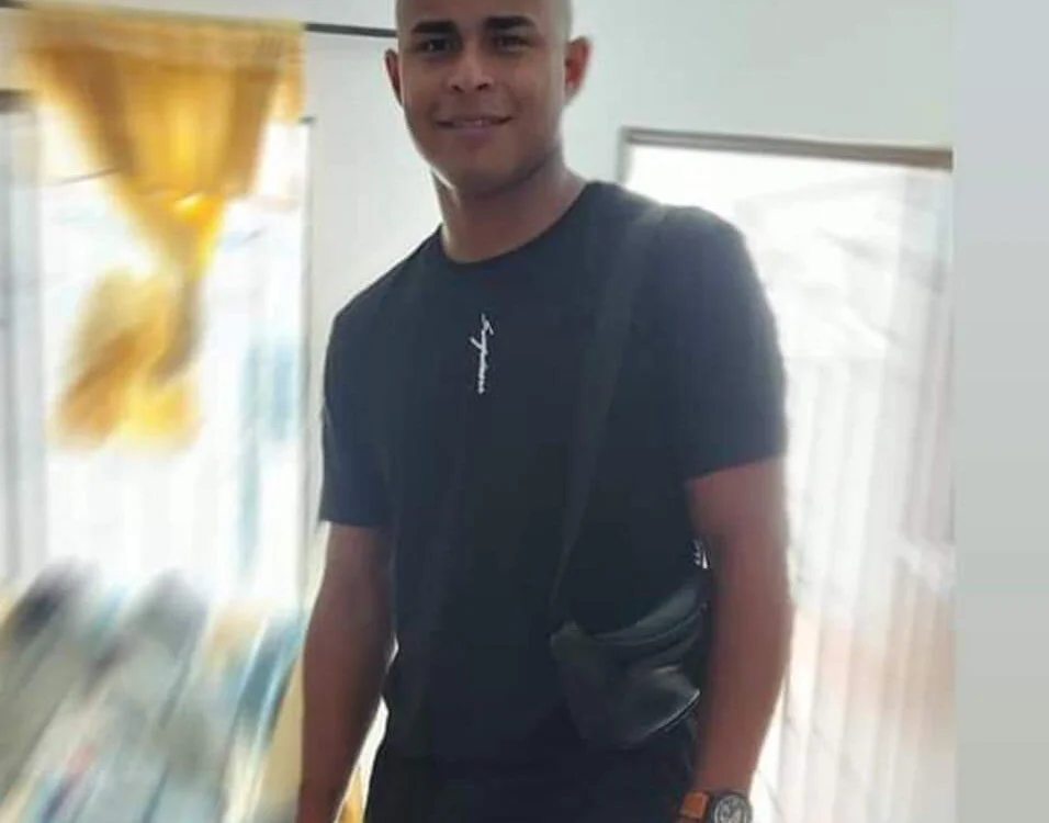 leo_ebony22 offline chatrum