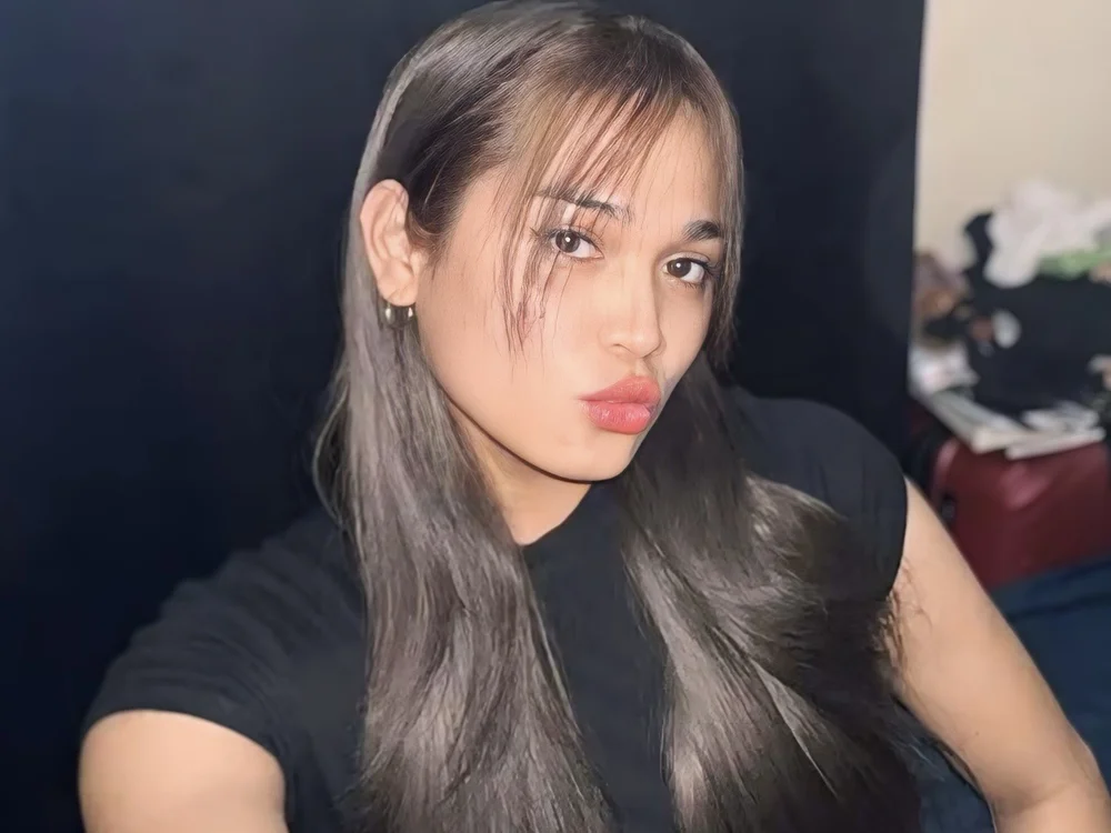cutie_aiah's Offline Chat Room