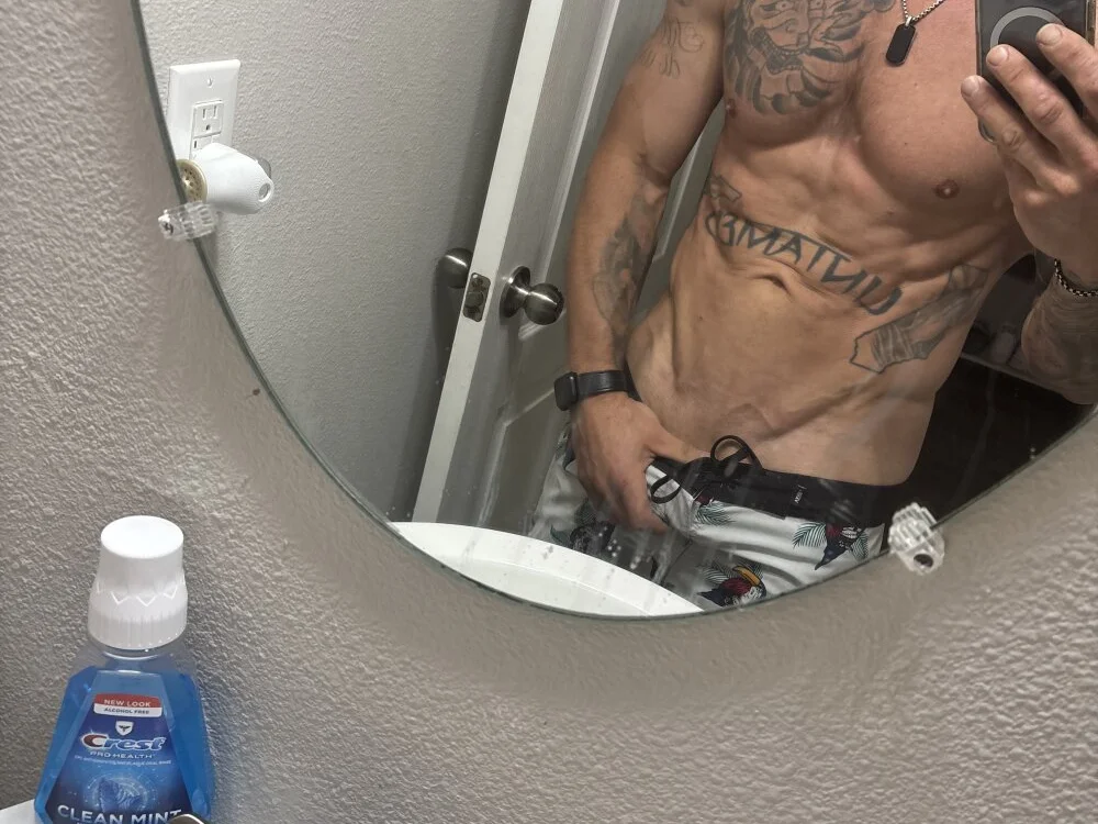 heavyhitta83 Offline XXX Chat