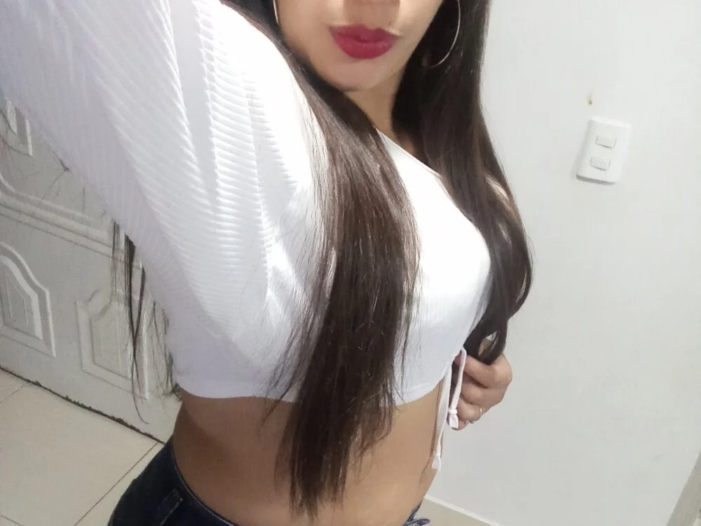 Alana-3's Offline XXX Chat