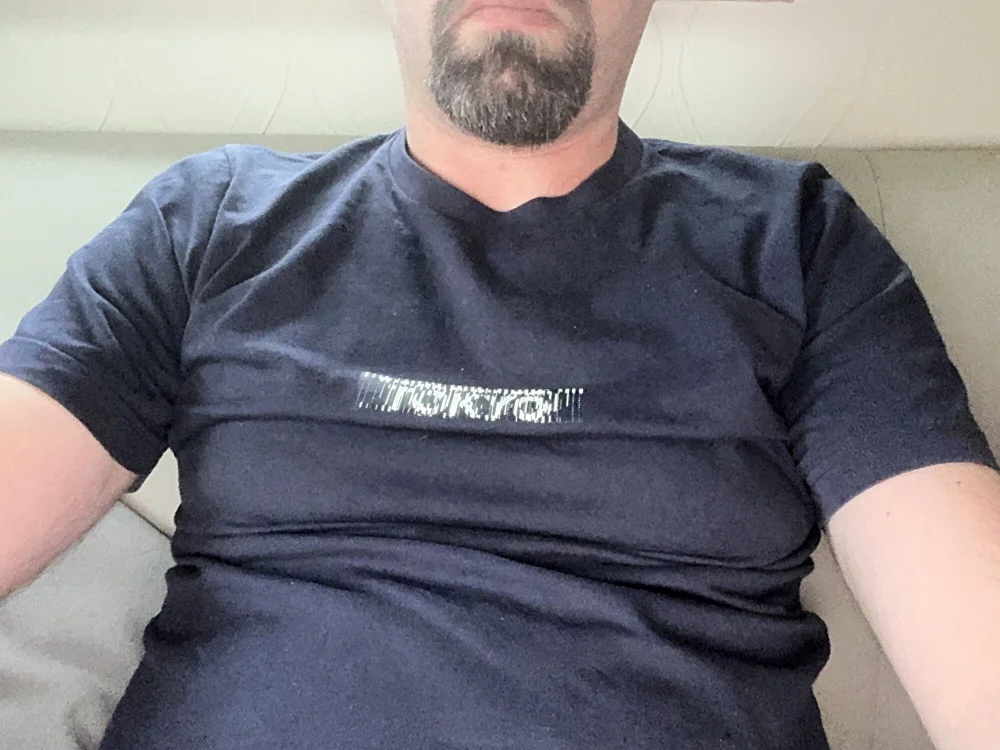 tretend's Offline Chat Room