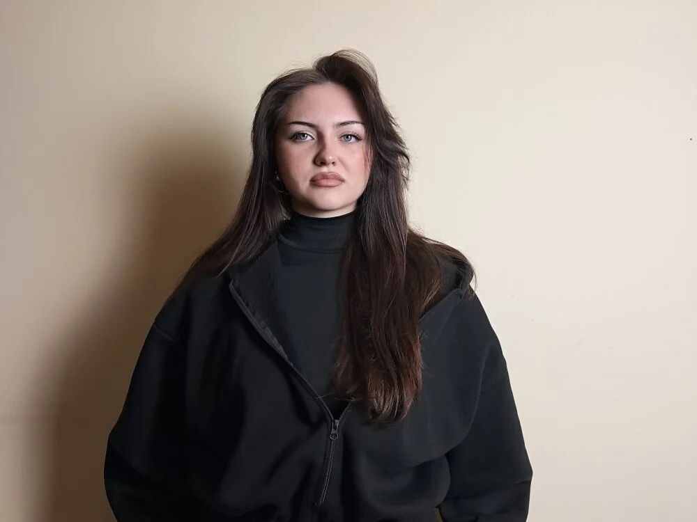 Офлайн-чат XXX MaudeBurbage