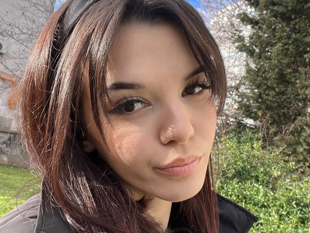 VeliaHypolite cam model